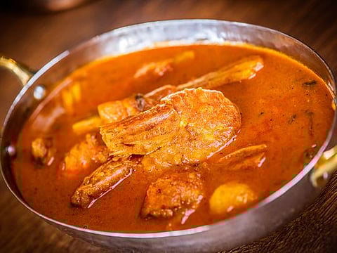 Kolbi Ambat or Koli prawn curry recipe