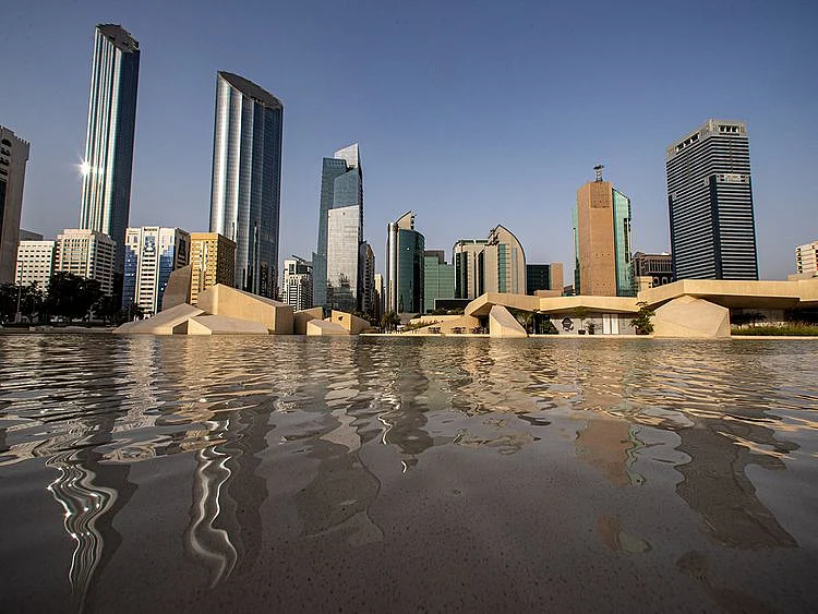 STOCK Abu Dhabi residence skyline