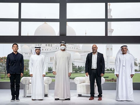His Highness Sheikh Mohamed bin Zayed Al Nahyan, Crown Prince of Abu Dhabi and Deputy Supreme Commander of the UAE Armed Forces, with Dr Saeed Al Dhaheri (right), Director of the Center for Futures Studies at the University of Dubai (R), Salim Ismail (second from right), founding executive director of Singularity University, Khalifa Al Qama (fourth from right), head of Labs at the Dubai Future Foundation and Peng Xiao, Group CEO, G42 after a lecture titled: ‘How Technology Grows Organisations into the Future’, at Mohamed bin Zayed Majlis.