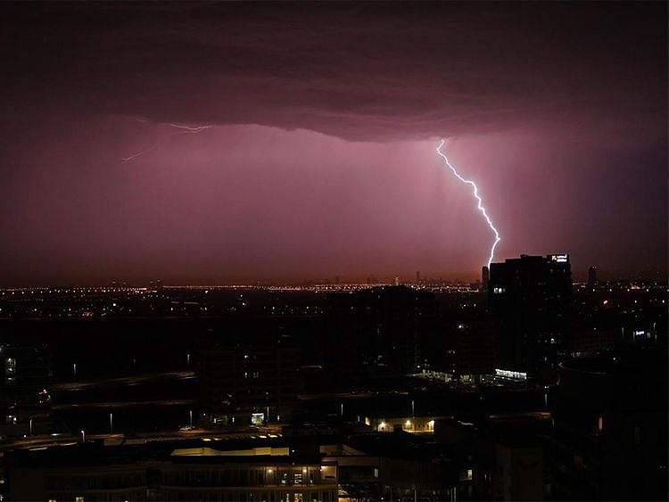Lightning seen in Dubai early on Thursday
