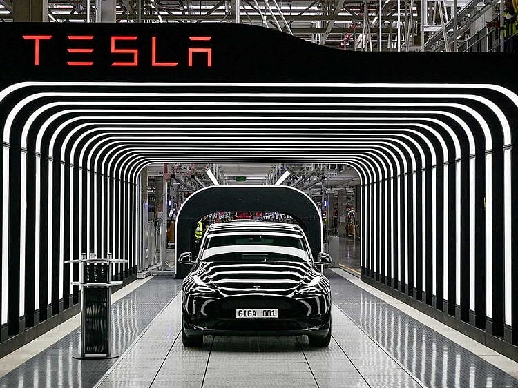 auto tesla