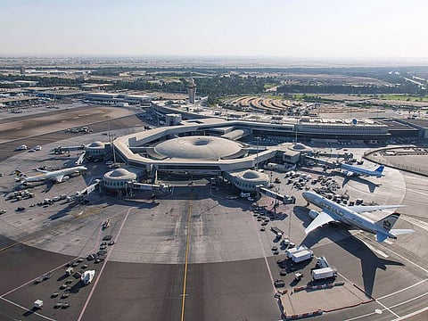 The airports recorded 94,538 flights during the period.