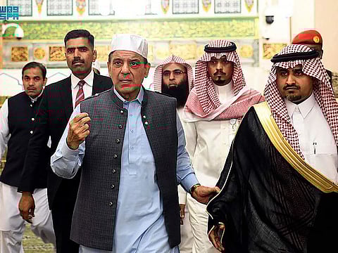 Prime Minister of Pakistan Shehbaz Sharif, visits Prophet’s mosque in Medina.