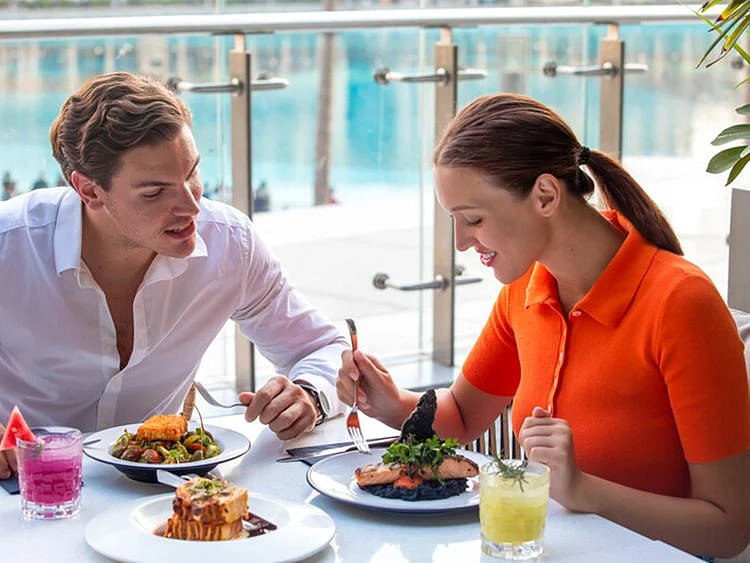 Stock – Eating out/F&B in UAE