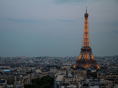 France issued a warning notice covering a corridor of around 2,000 km for air and sea traffic ahead of the launch of the hypersonic glider.