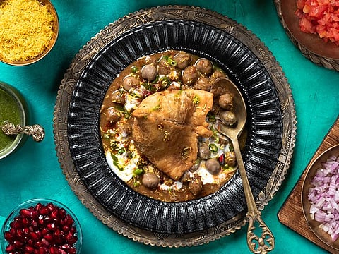 Samosa chaat