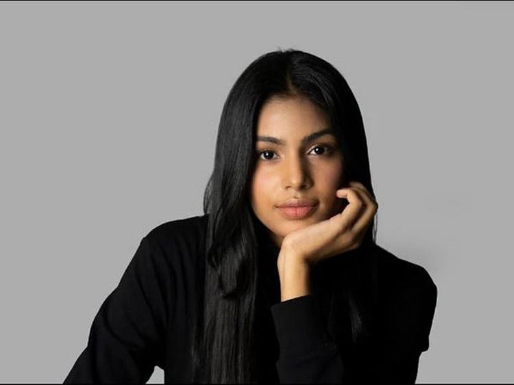 Sriya-1653808109608