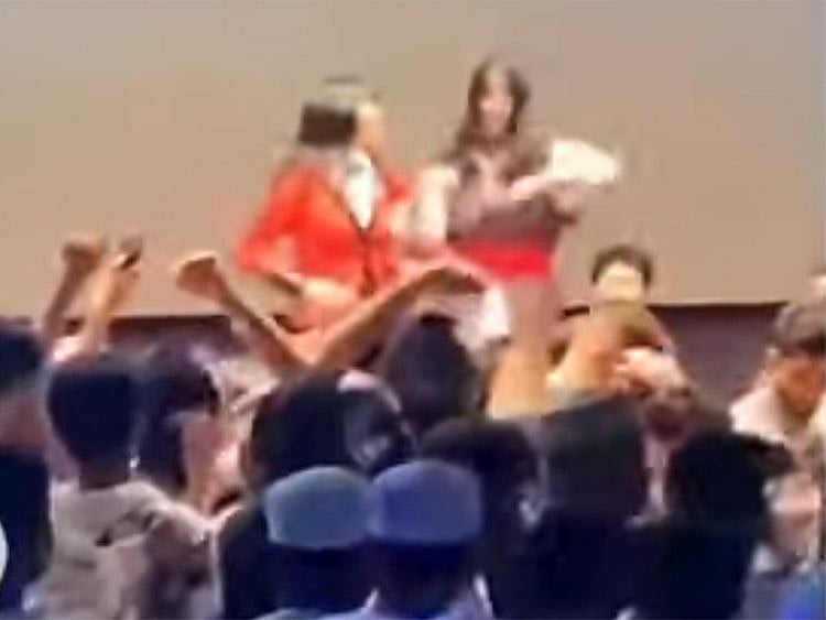 OMAN DANCERS-1654270857726