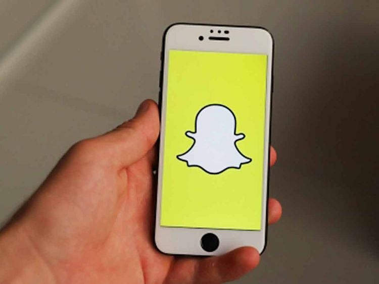 Snapchat to display local restaurants nearby in Snap Map
