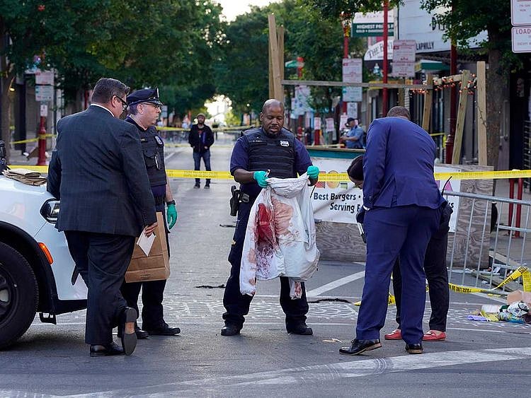 Philadelphia Police investigators