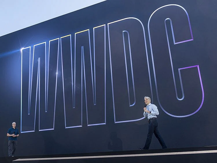 WWDC 2022 Apple