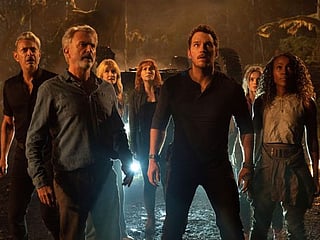 Why ‘Jurassic World’ can’t roar into the night without dinosaurs, Chris Pratt and its legacy cast