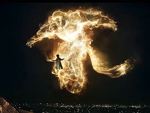 Fans claim that this is Shah Rukh Khan in ‘Brahmastra’ trailer