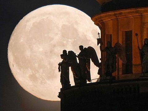 Photos: Strawberry Moon delights skygazers around the globe