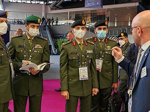 Al Shehhi and his accompanying delegation were briefed about the latest innovations, advanced equipment, control systems and defence radars on display. 