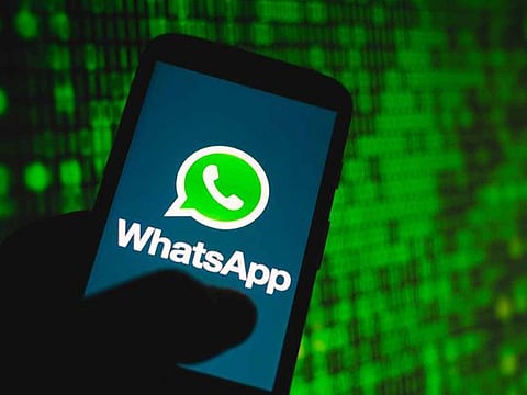  The privacy settings for WhatsApp's "online" feature may not be updated by some users