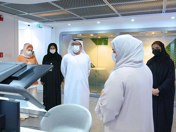 dawood-during-briefing-of-dubai-base-map-1655808395405