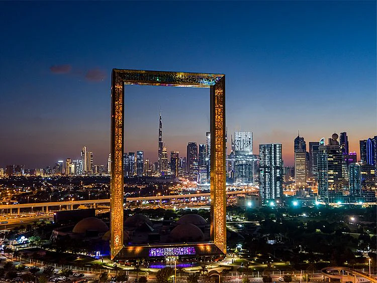 Stock-Dubai-Skyline-2