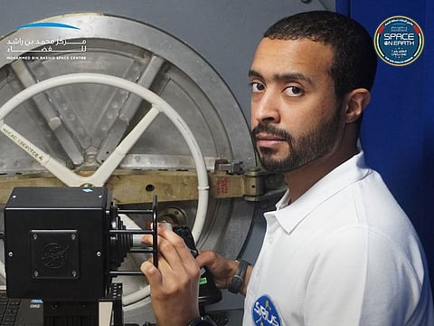  Analog astronaut Saleh AlAmeri has completed a new experiment on the robotic arm Canadarm2 as part of the Scientific International Research in the Unique Terrestrial Station