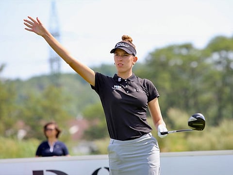 Chiara Noja in action on the golf course.