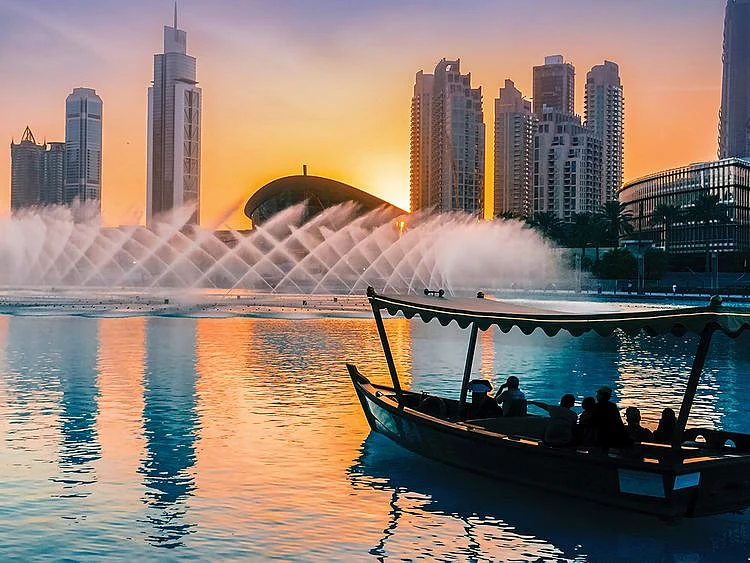 Stock - Dubai Tourism