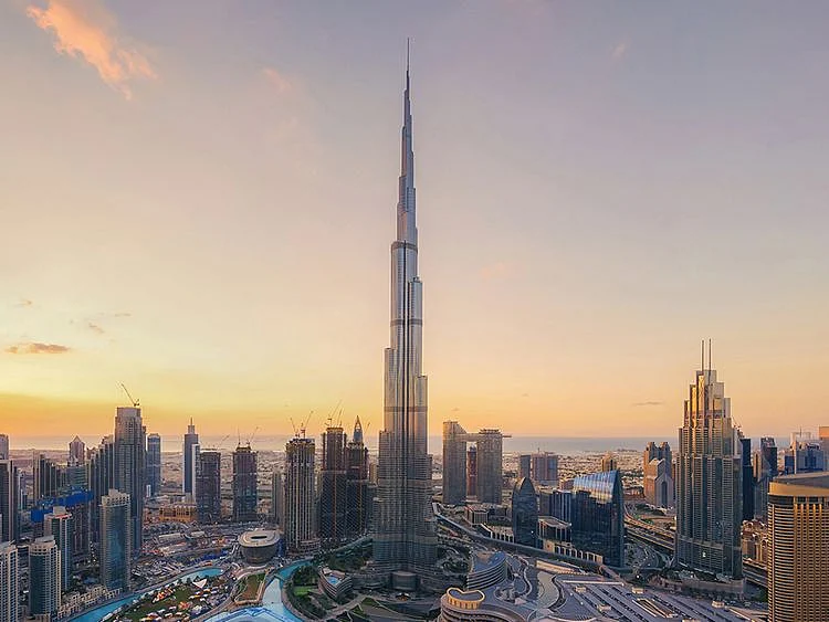 Stock - Dubai Tourism