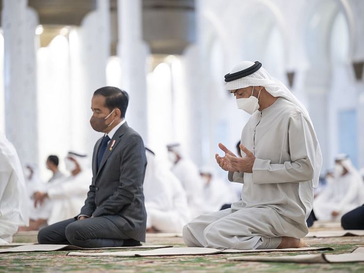 MBZ_Widodo Friday Prayers (5)-1656687196469