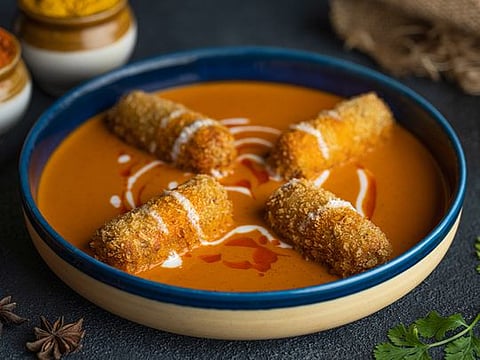 Vegetable kofta in creamy sauce