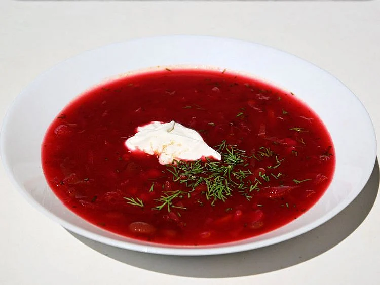 Beetroot borscht soup 