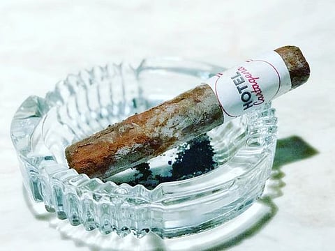 Chocolate vanilla cigar 
