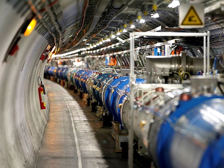 2022-07-05T135347Z_609953154_RC2O5V9TJ5UW_RTRMADP_3_SCIENCE-CERN-(Read-Only)