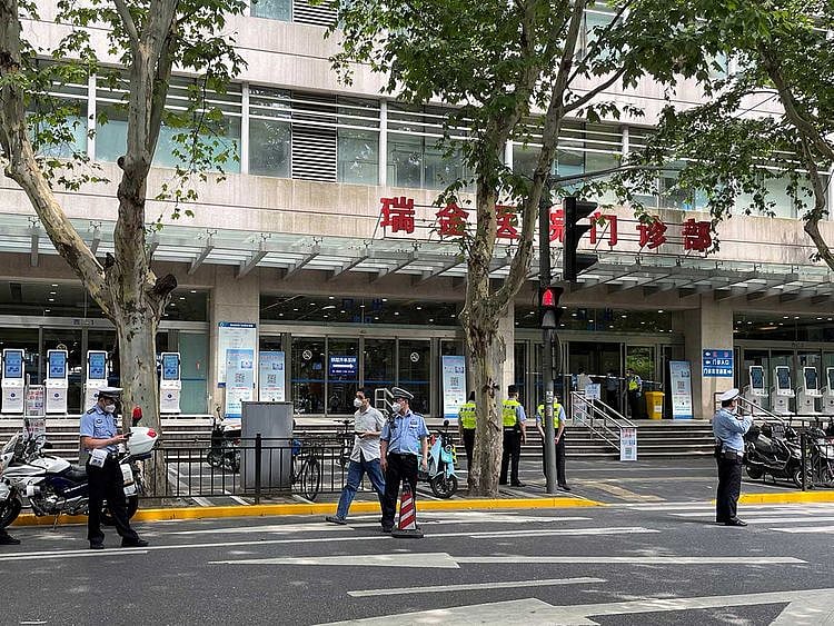 Shanghai china stabbing