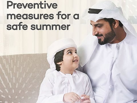 The UAE Ministry of Human Resources and Emiratisation has alerted all UAE residents to follow the COVID-19 safety precautions while travelling.