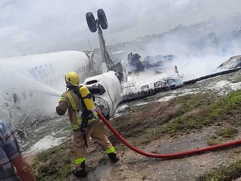 30 people were rescued after a plane crashed in Mogadishu on Monday.