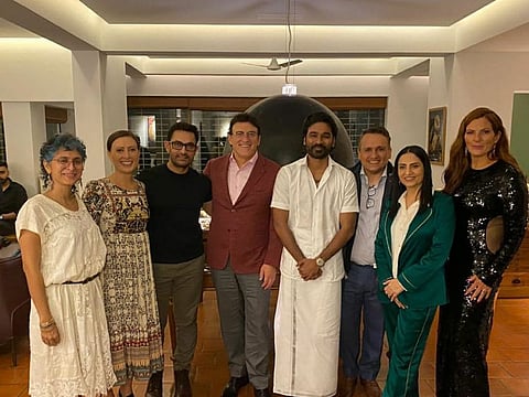 Aamir Khan (third from left) paid host to Hollywood directors Anthony and Joe Russo, along with the team of 'The Gray Man', who are in India for the premiere of their film. Actor Dhaush also has a role in the film.