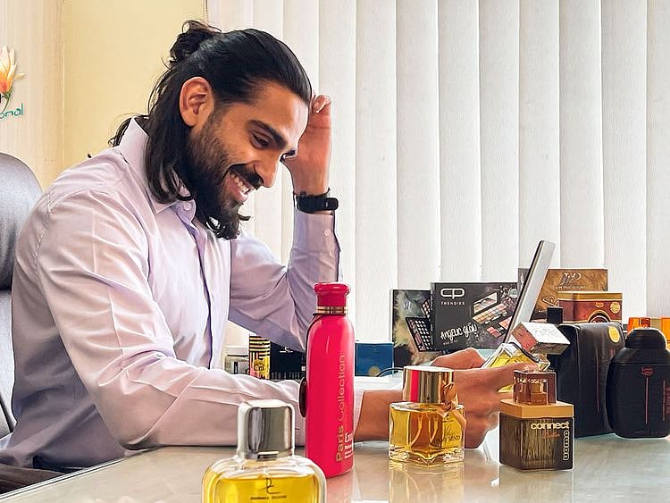 Fragrances_Advt_Scion_Sunit-FOR-WEB