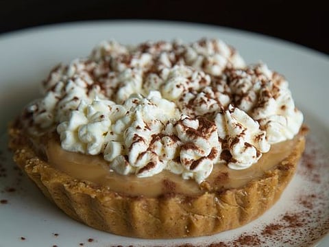 Watch how to make a classic Banoffee Pie with this recipe 