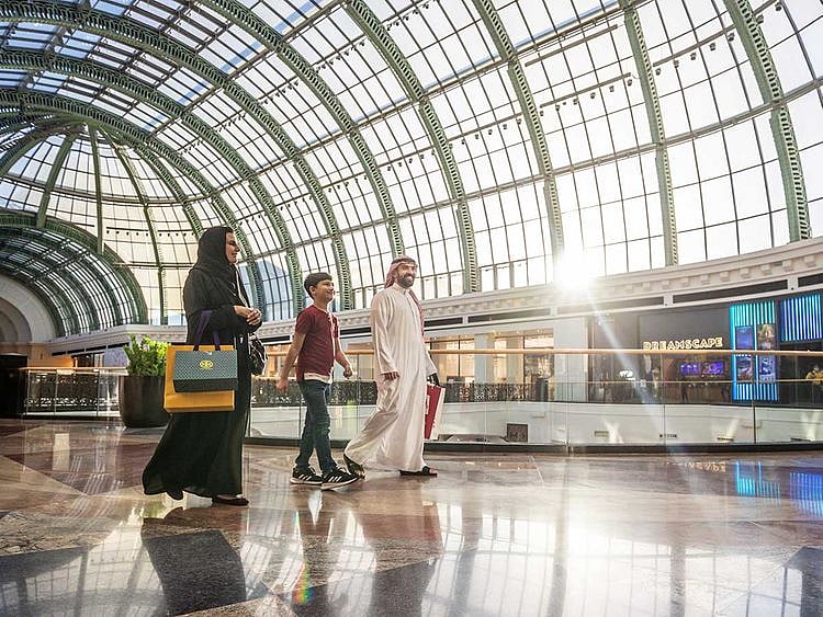 STOCK Dubai shopping sales and economy