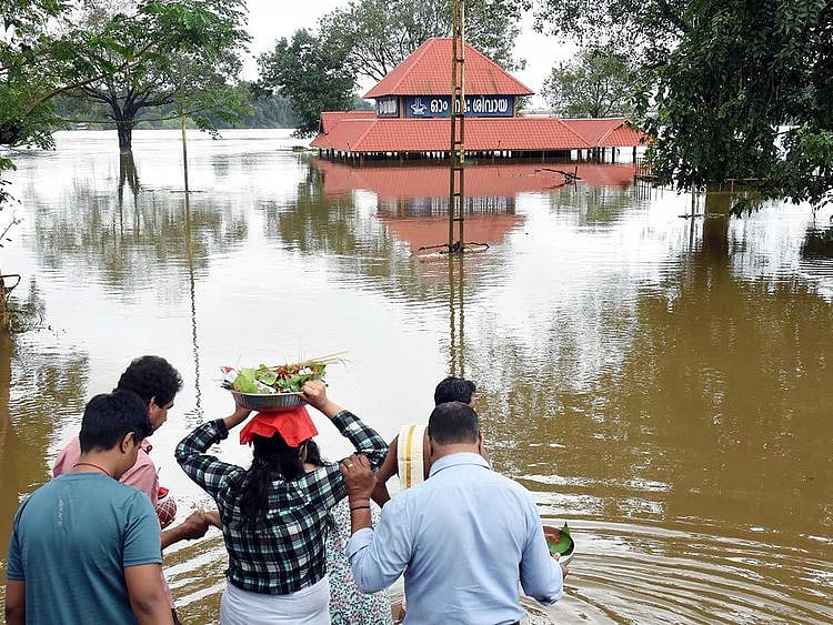  Aluva Shiva Temple rain kerala