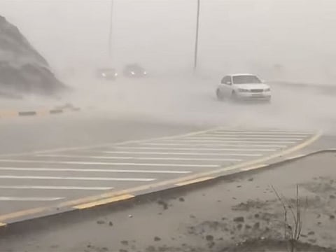 Heavy to moderate rainfall in parts of the UAE