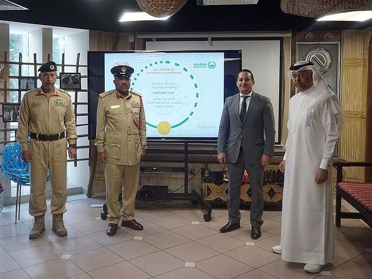 Sahil-Al-Nami-honoured-at-Bur-Dubai-polcie-station-1660466481217