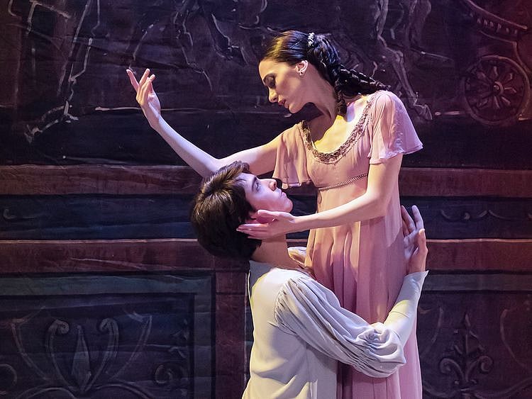 'Romeo and Juliet, The Greatest Love Story of All Time'