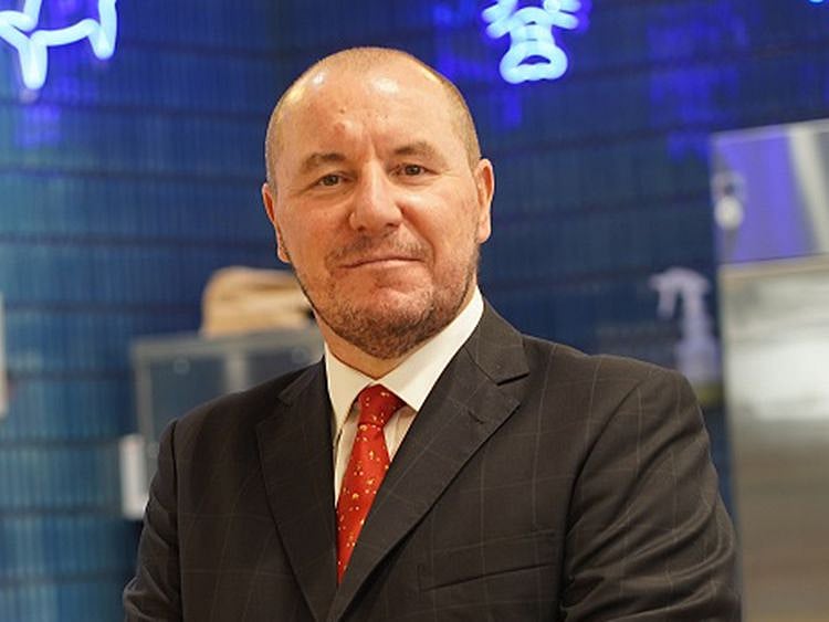 Grandiose Supermarkets - CEO James Scott