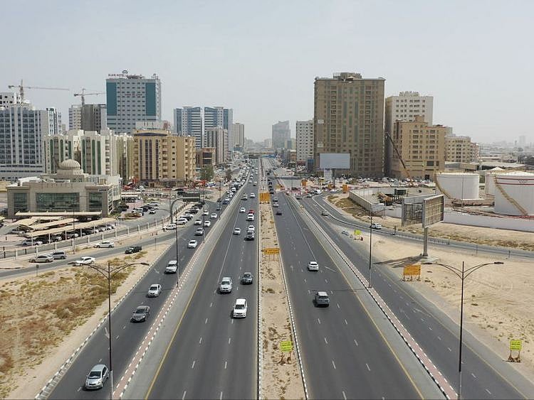view of Wasit-Al Ittihad Roads heading towards Al Nuaimiya in Ajman-1661061648891