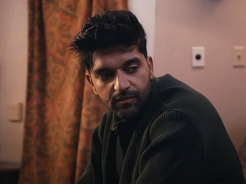 Guru Randhawa in the ‘Signs’ music video