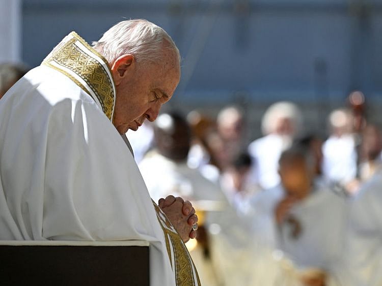 pope-28-1661685140090