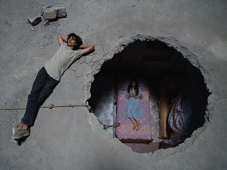 “Nezouh” is a very personal work by Syrian director Saudade Kadaan.  