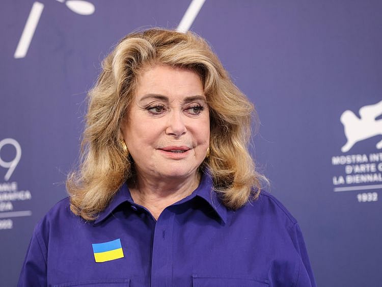 Copy of Italy_Venice_Film_Festival_2022_Lifetime_Achievement_Photo_Call_85199.jpg-1523a-1662015006325