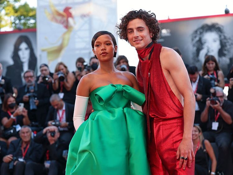 Copy of Italy_Venice_Film_Festival_2022_Bones_and_All_Red_Carpet_93637.jpg-a2416-1662197983417