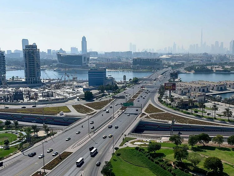 STOCK SALIK DUBAI